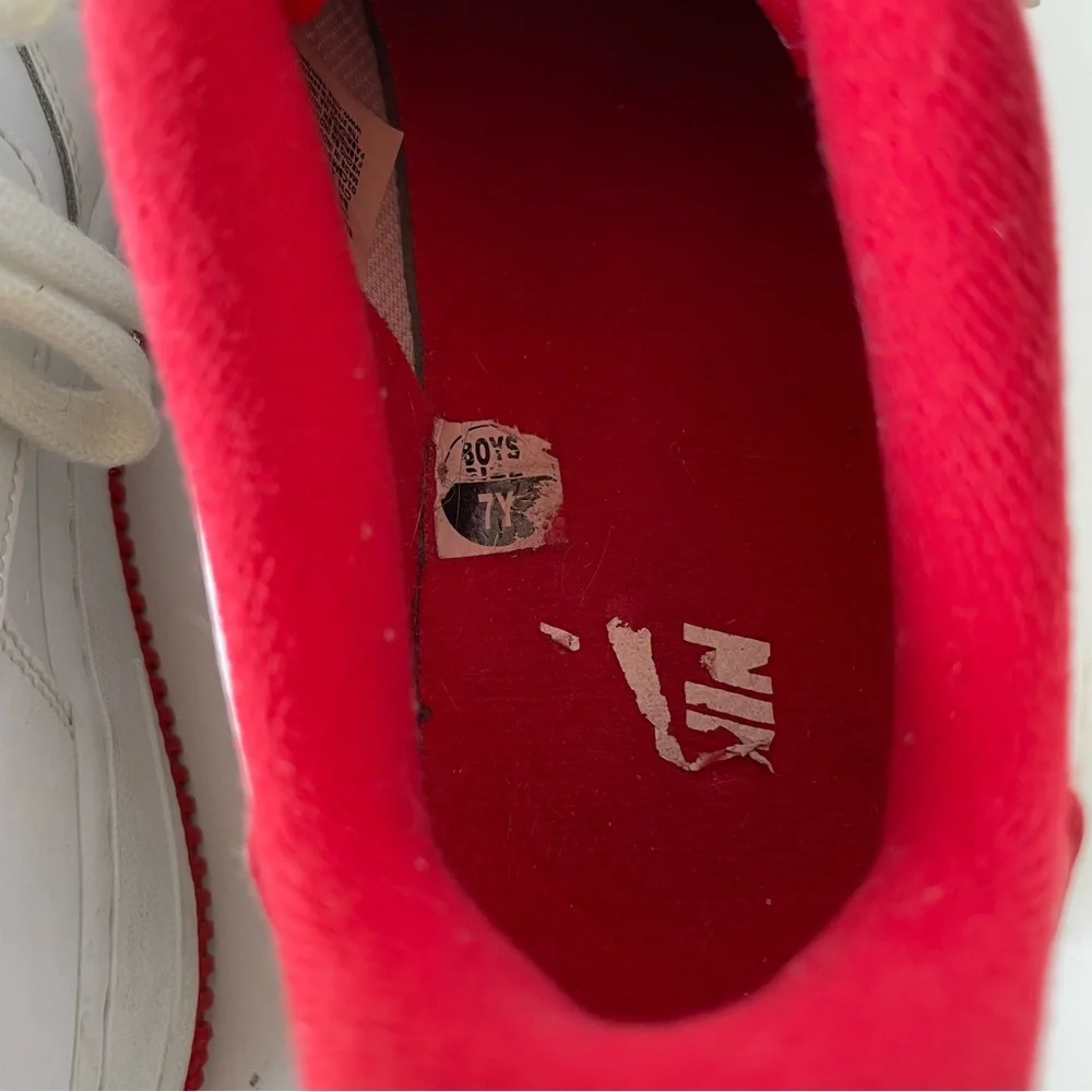 Nike F1 White University Red Low Sneakers Size 7Y